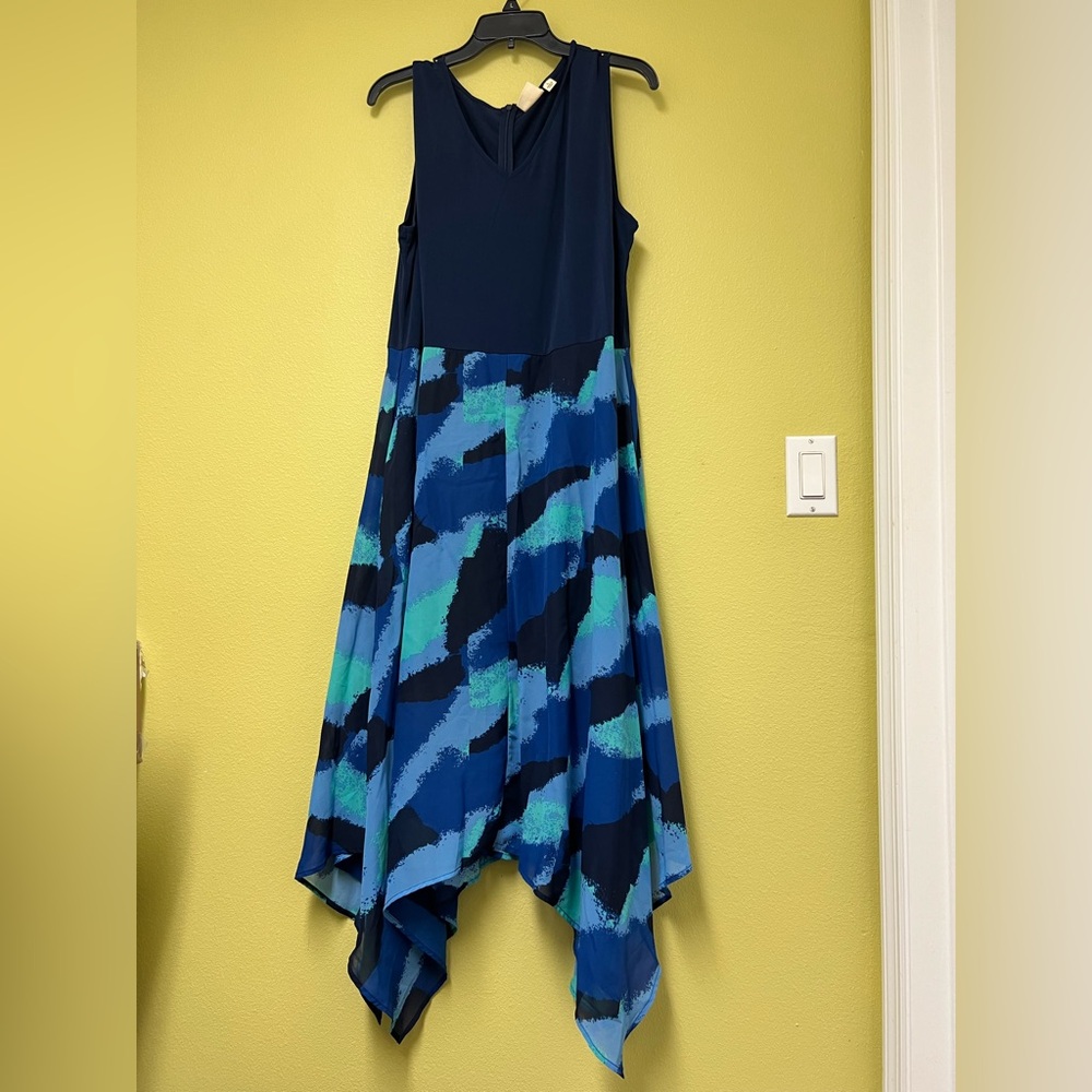 Truth + Style Navy Sleeveless Dress